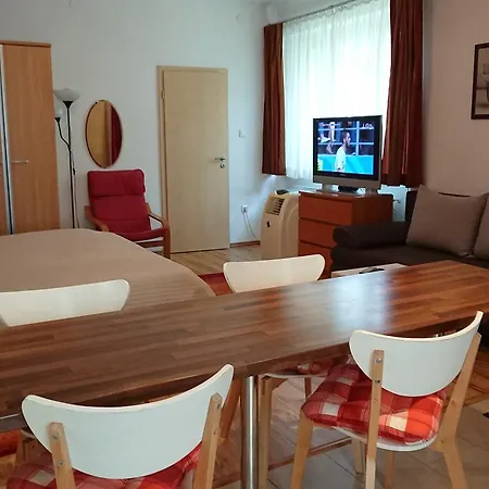 Delibab Lägenhet Budapest