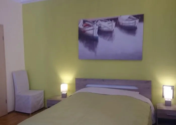 Delibab Lejlighed Budapest