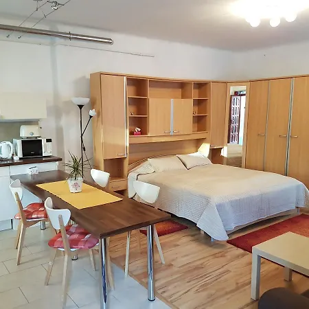 Апартаменты Delibab